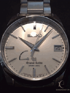 Chuyển động của kim giây trên một mẫu đồng hồ cơ của Grand Seiko